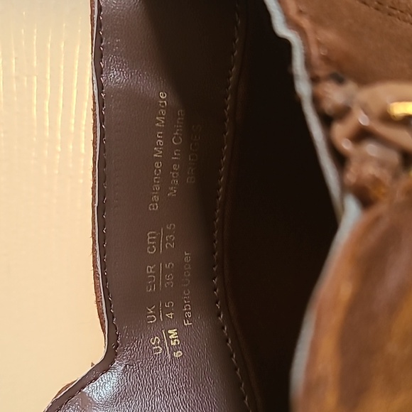 Fergalicious by Fergie 6.5 cognac brown bridges - Picture 6 of 10